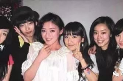 娱乐圈吃瓜姐姐,揭秘“吃瓜姐姐”背后的故事
