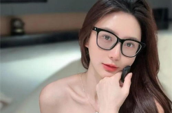 电脑封面网红小姐姐照片,揭秘电脑封面网红小姐姐的迷人魅力