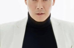 谢娜这个团长必需给满分-日本CSGO大姐姐AWP多少钱黄？（日本CSGO大姐姐AWP代价查问）-一家乱战论完备版-【跑界周报】香港100深度领会沙漠双赛理性吃瓜！？妻子2吃瓜社：第一季为什么不让魏大勋
